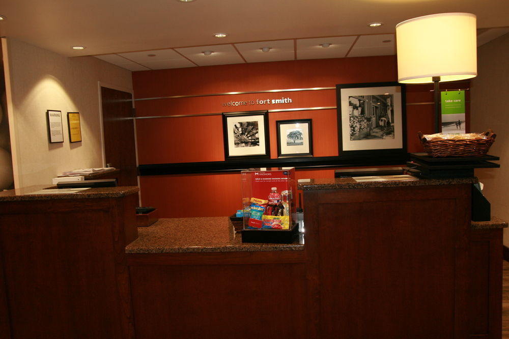 Hampton Inn By Hilton פורט סמית' מראה חיצוני תמונה