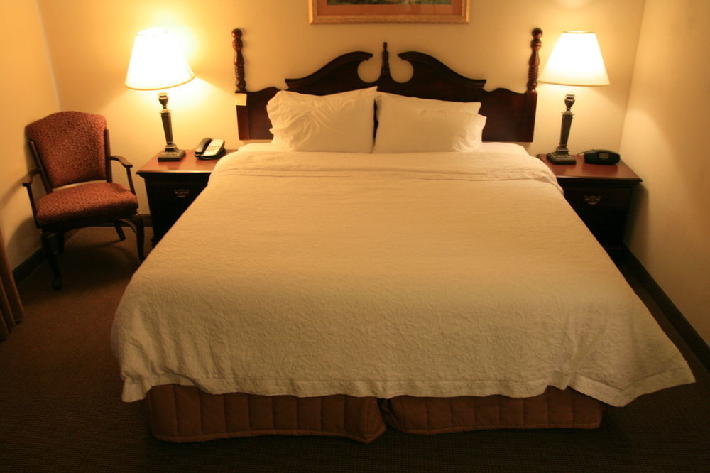 Hampton Inn By Hilton פורט סמית' מראה חיצוני תמונה