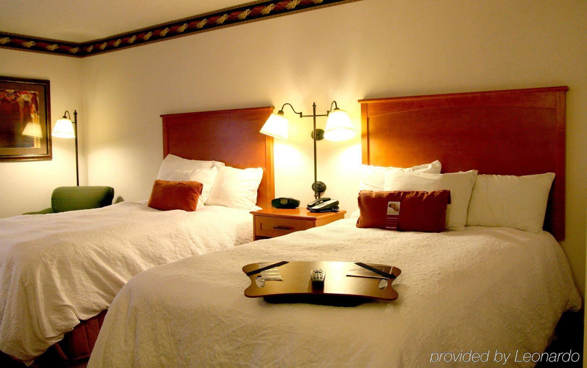 Hampton Inn By Hilton פורט סמית' חדר תמונה